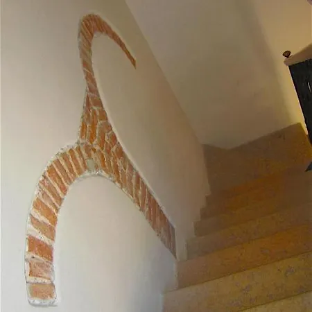 Aly D'angelo Torre - Immobiliare Azzurra Bardolino