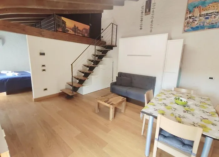 Aly D'angelo Torre - Immobiliare Azzurra *