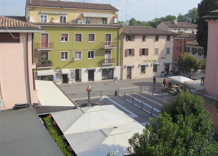 Aly D'angelo Torre - Immobiliare Azzurra Bardolino